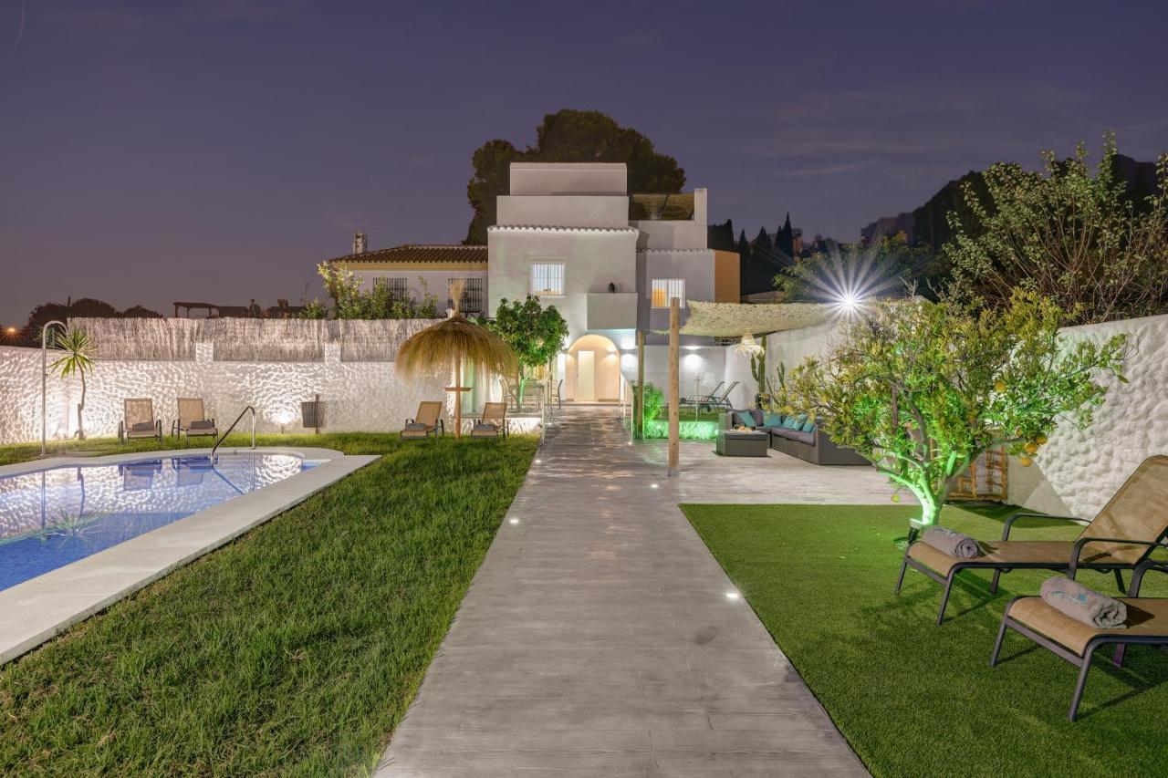 Villa Mamba By Seric,15' Walking To The Beach Torremolinos Kültér fotó